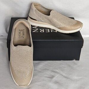 Naturalizer Lafayette slip-on sneaker neutral porcelain size 6 EUC